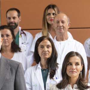 Le roi Felipe VI et la reine Letizia d’Espagne lors de l'inauguration de l'extension de l'hôpital universitaire de Guadalajara, le 14 septembre 2022.