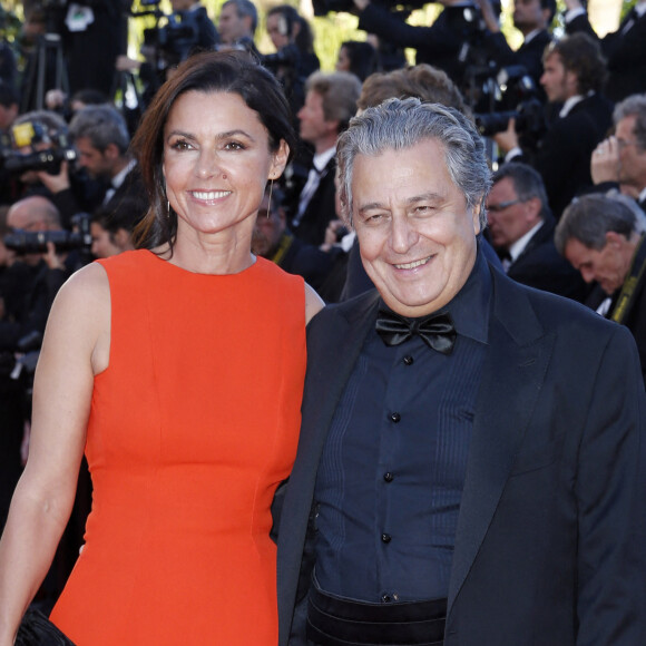 Christian Clavier et sa femme Isabelle de Araujo - Montee des marches du film "The Immigrant" lors du 66eme festival du film de Cannes. Le 24 mai 2013 