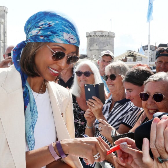 Sonia Rolland - Photocall de la série "Tropiques Criminels" lors de la 24ème édition du Festival de la Fiction TV de La Rochelle, le 15 septembre 2022. © Patrick Bernard / Bestimage 