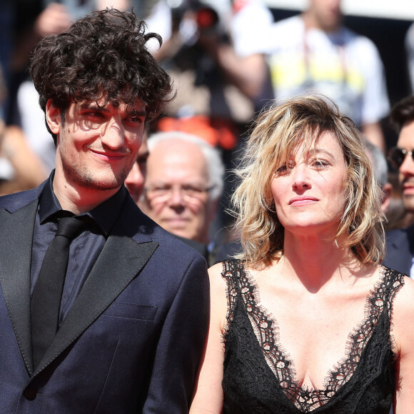Louis Garrel et Valeria Bruni-Tedeschi - Montée des marches du film "Un chateau en Italie" lors du 66e Festival du film de Cannes.