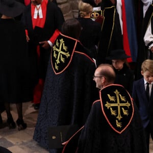 Catherine, princesse de Galles, le prince George, la princesse Charlotte - Service funéraire à l'Abbaye de Westminster pour les funérailles d'Etat de la reine Elizabeth II d'Angleterre. Le sermon est délivré par l'archevêque de Canterbury Justin Welby (chef spirituel de l'Eglise anglicane) au côté du doyen de Westminster David Hoyle. Londres, le 19 septembre 2022. © Phil Noble / PA via Bestimage 