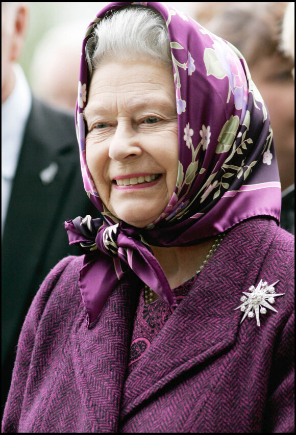 La reine Elizabeth II au "Chelsea Flower Show" à Londres.