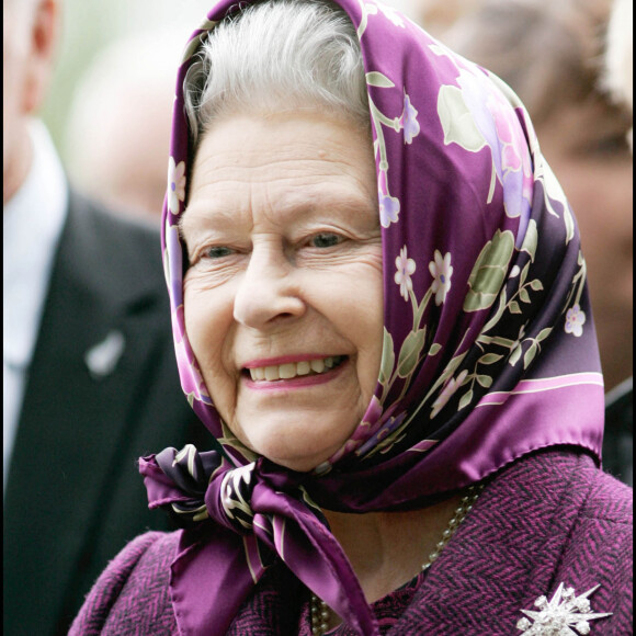 La reine Elizabeth II au "Chelsea Flower Show" à Londres.