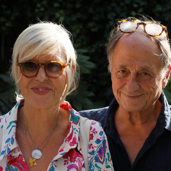 Chantal Ladesou et son mari Michel Ansault - Arrivées à l'enregistrement de l'émission "Vivement Dimanche" au Studio Gabriel à Paris, présentée par M.Drucker et diffusée le 18 septembre 2022 sur France 3 © Guillaume Gaffiot / Bestimage