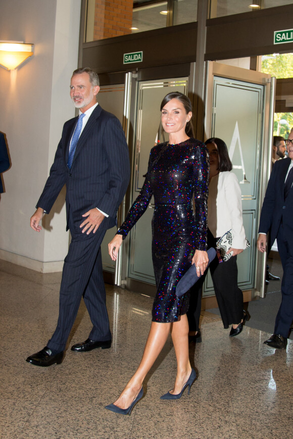 Le roi Felipe VI et la reine Letizia d'Espagne, au concert extraordinaire de l'Orchestre et du Choeur nationaux d'Espagne organisé à l'occasion du 50e anniversaire de la recherche sur le cancer de l'Association espagnole contre le cancer à l'Auditorium national de musique à Madrid. Le 16 septembre 2022. 