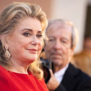 Catherine Deneuve - Red Carpet du film White Noise et de la cérémonie d'ouverture lors de la 79ème édition du festival international du film de Venise, la Mostra le 31 août 2022. © Cinzia Camela/LPS via ZUMA Press Wire / Bestimage.