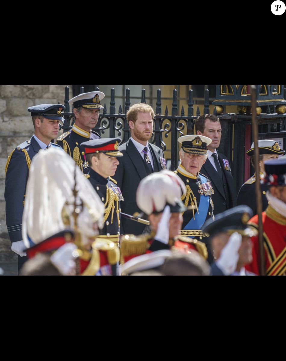 Le prince Harry, furieux, a snobé un dîner avec son père Charles III et son frère le prince William. Une façon pour lui de réagir à la mise de côté de son épouse Meghan Markle, duchesse de Sussex
