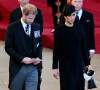 Le prince Harry et Meghan Markle - Procession cérémonielle du cercueil de la reine Elisabeth II du palais de Buckingham à Westminster Hall à Londres le 14 septembre 2022. © Photoshot / Panoramic / Bestimage