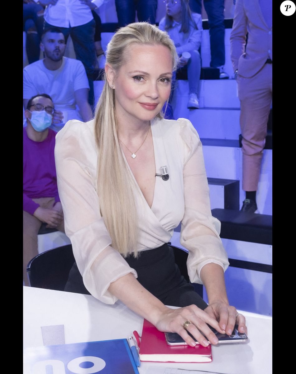 Exclusif - Béatrice Rosen - Enregistrement de l'émission "TPMP (Touche Pas à Mon Poste)", présentée par C.Hanouna et diffusée en direct sur C8 le 21 avril 2022 © Jack Tribeca / Bestimage