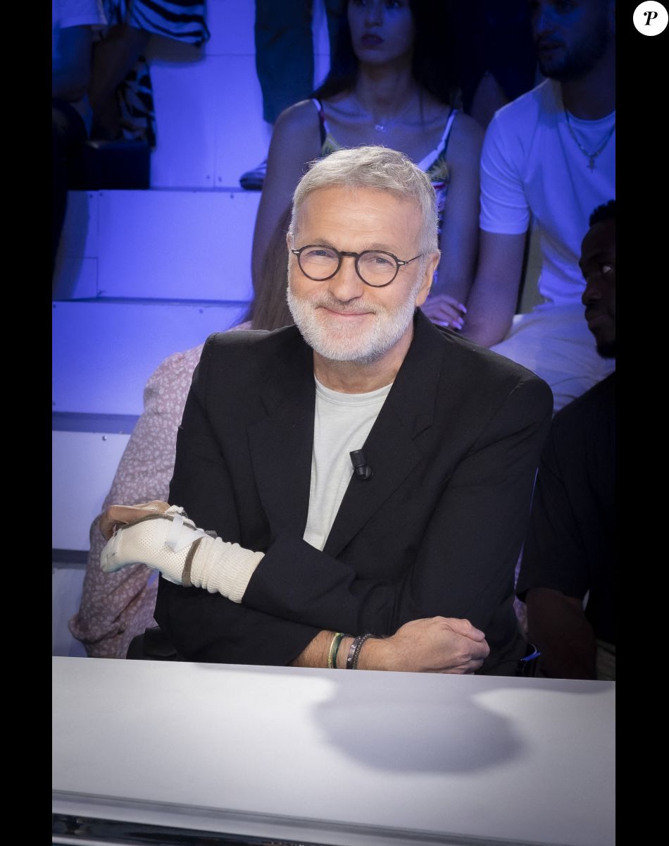 Exclusif - Laurent Ruquier sur le plateau de l'émission Touche pas à mon poste (TPMP) diffusée en direct sur C8 et présentée par C.Hanouna. © Jack Tribeca / Bestimage