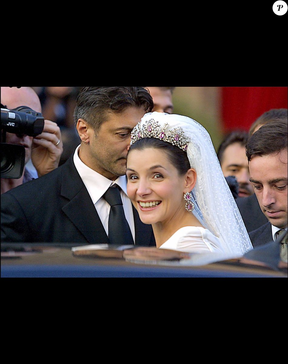 Le 25 septembre 2003, Clotilde Courau et le prince Emmanuel-Philibert de Savoie se sont mariés à la basilique Sainte-Marie-des-Anges-et-des-Martyrs à Rome.