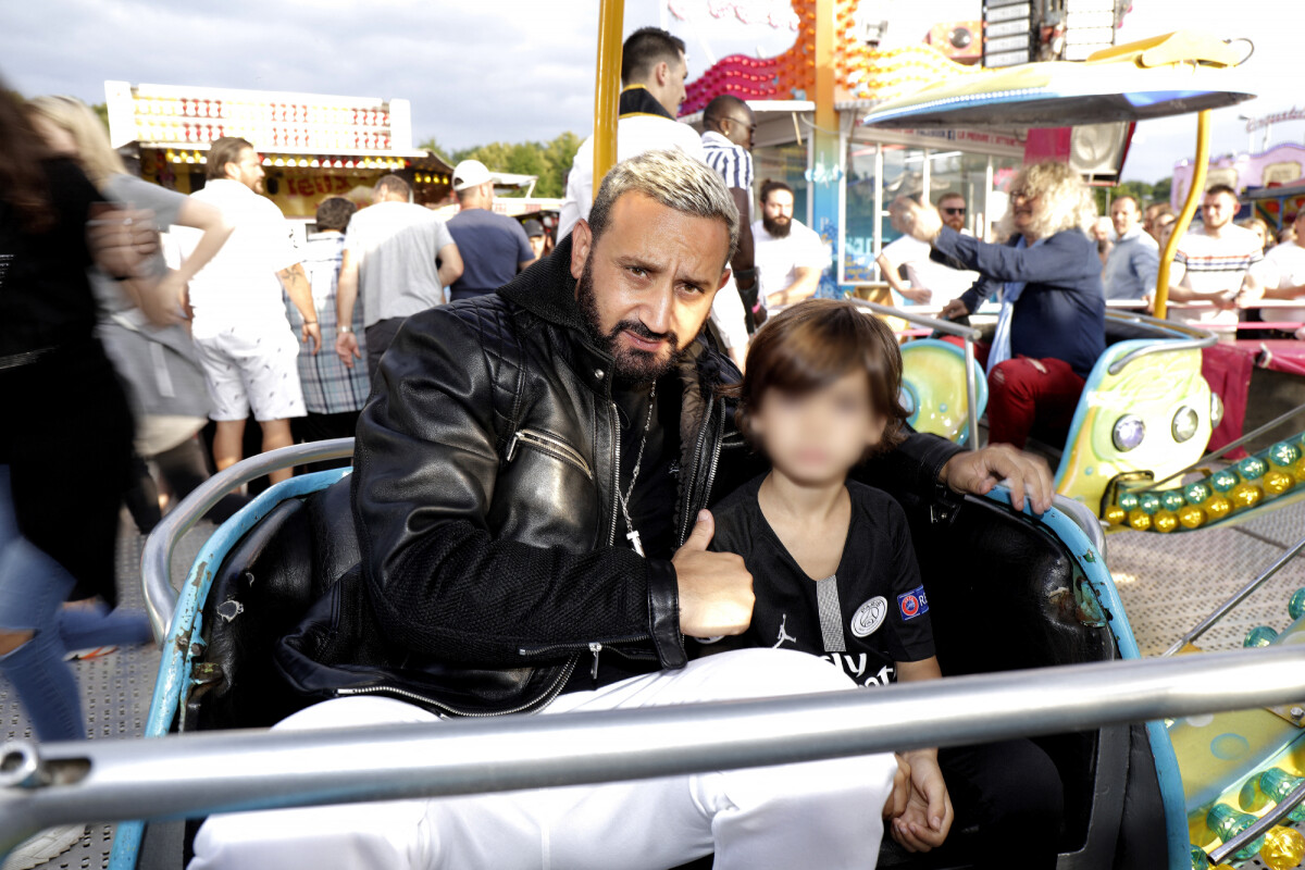 Photo Cyril Hanouna Avec Son Fils Lino Cyril Hanouna Parraine Et Inaugure La Foire Saint 2815