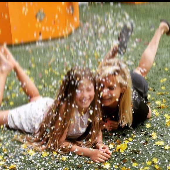 Rebecca Hampton avec sa fille Elea