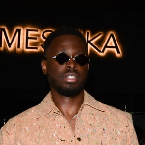 Exclusif - Dadju - Arrivées au défilé de mode Messika haute joaillerie 2022 collection " Beyond The Light " lors de la fashion week prêt-à-porter femme printemps-été 2023. Le 29 septembre 2022 