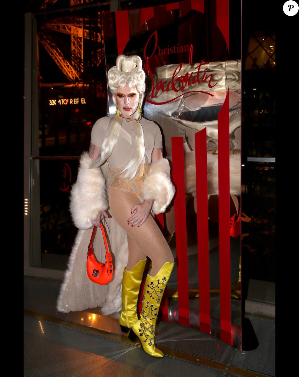 CT Hedden - Défilé de Christian Louboutin dans les Salons Eiffel de la Tour Eiffel dans le cadre de la Collection Femme Prêt-à-porter Printemps/Eté 2023 de la Fashion Week de Paris (PWF), France, le 30 septembre 2022. © Bertrand Rindoff/Bestimage