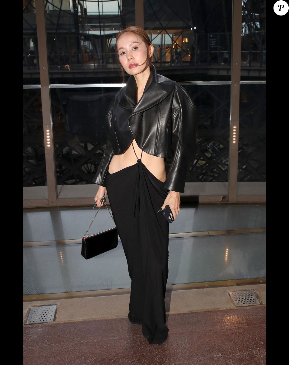 Minkie Saowakon Yamcharoen - Défilé de Christian Louboutin dans les Salons Eiffel de la Tour Eiffel dans le cadre de la Collection Femme Prêt-à-porter Printemps/Eté 2023 de la Fashion Week de Paris (PWF), France, le 30 septembre 2022. © Bertrand Rindoff/Bestimage