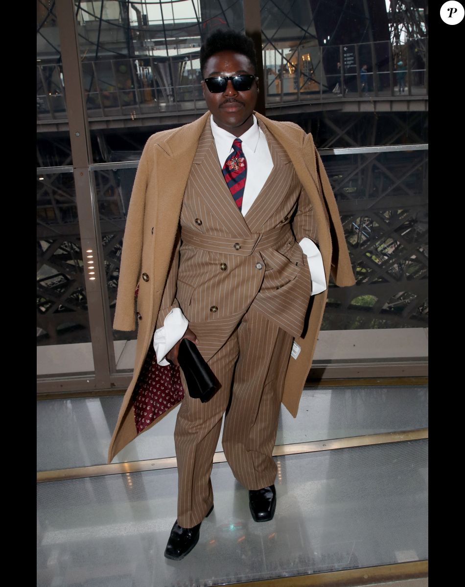 Regis Nkissi - Défilé de Christian Louboutin dans les Salons Eiffel de la Tour Eiffel dans le cadre de la Collection Femme Prêt-à-porter Printemps/Eté 2023 de la Fashion Week de Paris (PWF), France, le 30 septembre 2022. © Bertrand Rindoff/Bestimage
