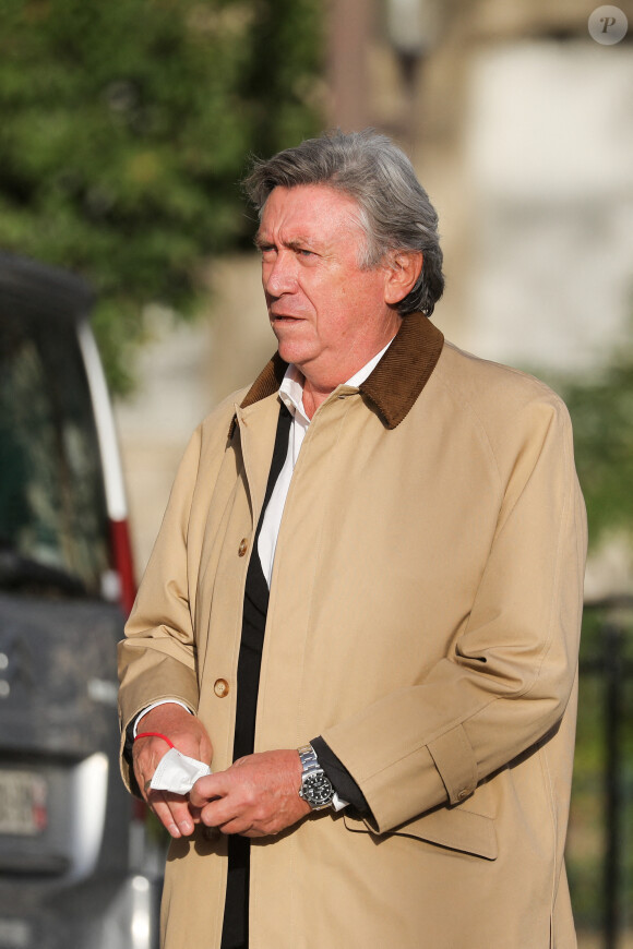 Jacques Legros - Arrivées aux obsèques de Etienne Mougeotte en l'église Saint-François-Xavier à Paris. Le 13 octobre 2021 © Jacovides-Clovis / Bestimage