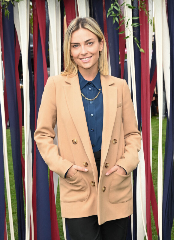 Inès Vandamme - Qatar Prix de l'Arc de Triomphe à l'hippodrome Paris Longchamp le 2 octobre 2022. © Coadic Guirec/Bestimage/Bestimage