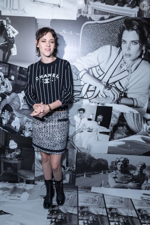 Kristen Stewart - Photocall au défilé Chanel Collection Femme Prêt-à-porter Printemps/Eté 2023 lors de la Fashion Week de Paris (PFW), France, le 4 octobre 2022. © Olivier Borde/Bestimage