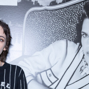 Kristen Stewart - Photocall au défilé Chanel Collection Femme Prêt-à-porter Printemps/Eté 2023 lors de la Fashion Week de Paris (PFW), France, le 4 octobre 2022. © Olivier Borde/Bestimage  Celebs attend the Chanel Womenswear Spring/Summer 2023 show as part of Paris Fashion Week in Paris, France, on October 4, 2022. 