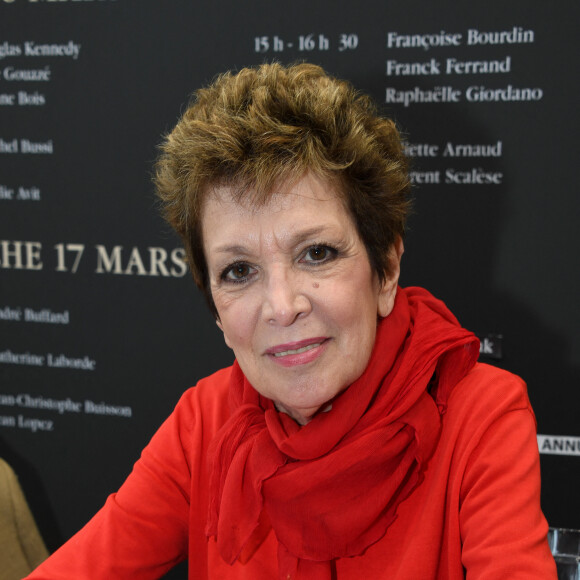 Catherine Laborde - Salon du Livre à la Porte de Versailles de Paris. © Lionel Urman/Bestimage