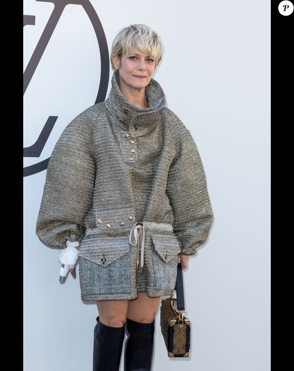 Marina Foïs - Photocall du défilé Louis Vuitton Collection Femme Prêt-à-porter Printemps/Eté 2023 lors de la Fashion Week de Paris (PFW), France, le 4 octobre 2022. © Olivier Borde/Bertrand Rindoff Petroff/Bestimage