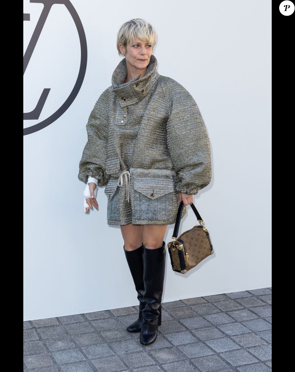 Marina Foïs - Photocall du défilé Louis Vuitton Collection Femme Prêt-à-porter Printemps/Eté 2023 lors de la Fashion Week de Paris (PFW), France, le 4 octobre 2022. © Olivier Borde/Bertrand Rindoff Petroff/Bestimage