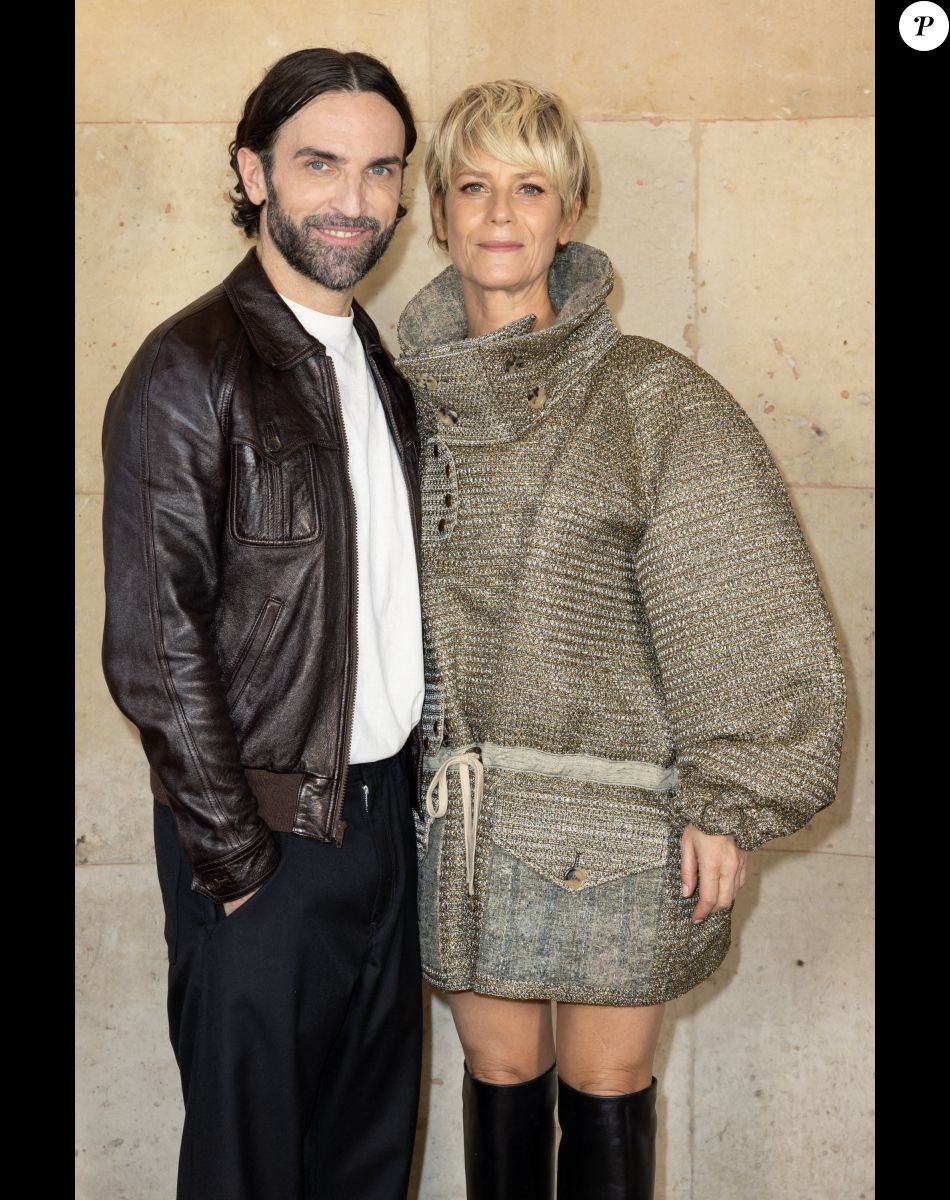 Semi-exclusif - Marina Fois et Nicolas Ghesquière - Greeting du défilé Louis Vuitton Collection Femme Prêt-à-porter Printemps/Eté 2023 lors de la Fashion Week de Paris (PFW), France, le 4 octobre 2022. © Olivier Borde/Bertrand Rindoff Petroff/Bestimage