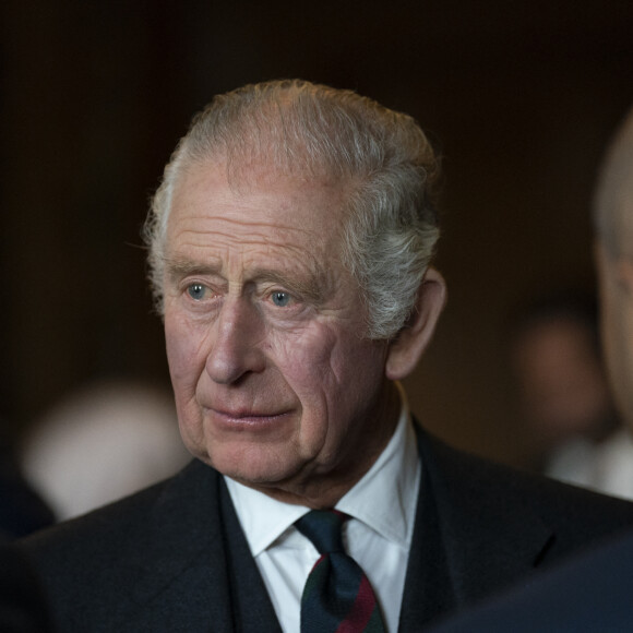 Le roi Charles III d'Angleterre et Camilla Parker Bowles, reine consort d'Angleterre, organisent une réception pour célébrer les communautés sud-asiatiques britanniques, au palais de Holyroodhouse à Édimbourg (Ecosse).