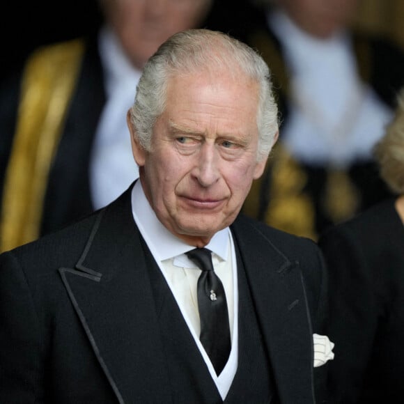 Le roi Charles III d'Angleterre et la reine consort Camilla - Sorties - Les deux Chambres du Parlement se réunissent pour une cérémonie de condoléances à Westminster Hall à Londres, suite au décès de la reine Elisabeth II d'Angleterre