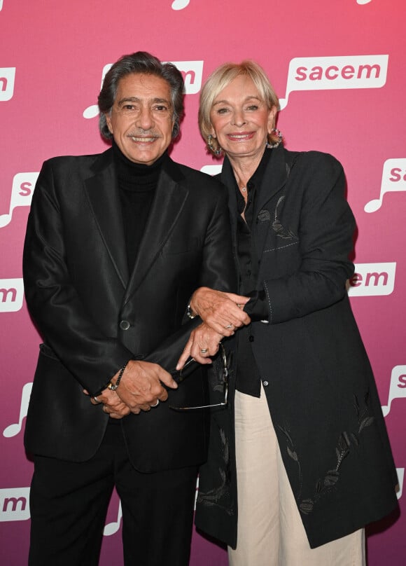 Exclusif - Frédéric François et sa femme Monique Vercauteren lors de l'hommage à Jean Renard à la Sacem à Paris le 5 octobre 2022. © Coadic Guirec / Bestimage