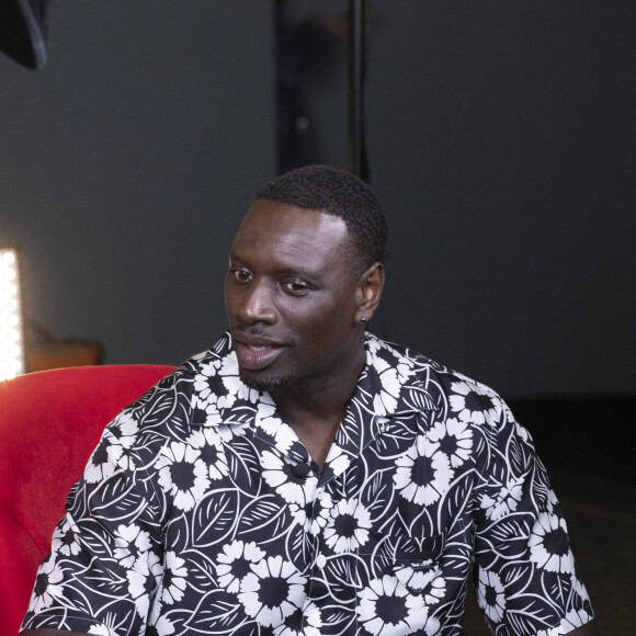 Exclusif - Interview de Omar Sy par A.Trapenard pour Brut lors du 75ème Festival International du Film de Cannes, France, le 19 mai 2022. © Jack Tribeca/Bestimage 