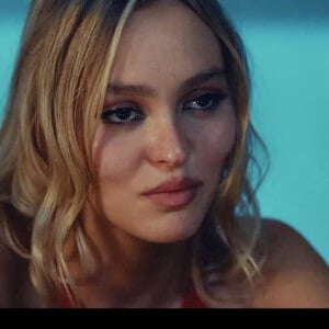 Lily-Rose Depp et Abel "The Weeknd" Tesfaye sont amoureux dans la nouvelle bande-annonce de The Idol, une série télévisée dont la première diffusion sur HBO est prévue en 2023.