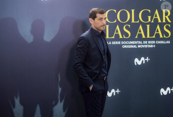 Iker Casillas lors de la présentation d'un documentaire "Colgar las alas" dans les locaux Moviestar à Madrid. Le 17 novembre 2020 