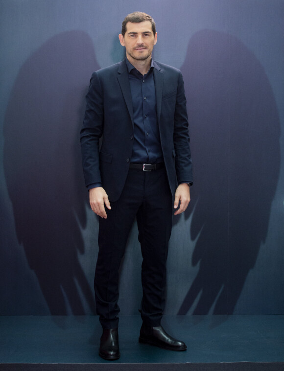 Iker Casillas lors de la présentation d'un documentaire "Colgar las alas" dans les locaux Moviestar à Madrid. Le 17 novembre 2020 