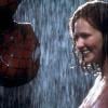 Spiderman et Mary Jane obtiennent la palme du baiser le plus mouillé mais surtout... le plus accrobatique !