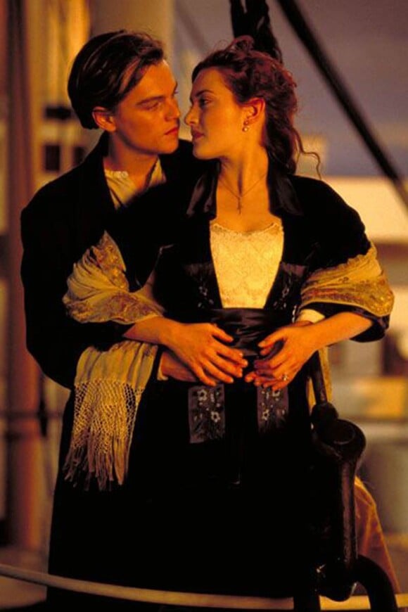 Qui n'a pas craqué devant le couple Jack et Rose dans Titanic ! Un des baisers les plus mythiques...