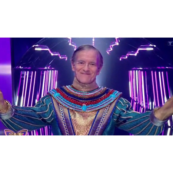 Francis Huster dans l'émission "Mask Singer"