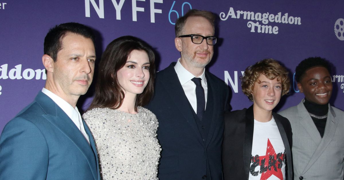 Jeremy Strong, Anne Hathaway, James Gray, Banks Repeta Et Jaylin Webb à ...