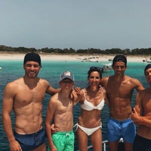 Véronique Zidane et ses fils Luca, Elyaz, Enzo et Théo. Mai 2019.