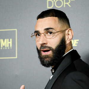 Karim Benzema - Photocall de la 66ème cérémonie du Ballon d'Or au Théâtre du Chatelet à Paris le 17 octobre 2022.