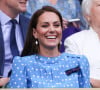 Le prince William, duc de Cambridge, et Catherine (Kate) Middleton, duchesse de Cambridge, dans les tribunes du tournoi de Wimbledon le 5 juillet 2022. 