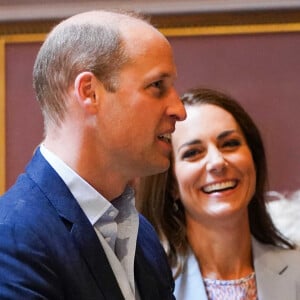 Le prince William, duc de Cambridge, et Catherine (Kate) Middleton, duchesse de Cambridge, découvrent leur portrait de l'artiste Jamie Coreth au musée Fitzwilliam de l'Université de Cambridge, Royaume Uni. 