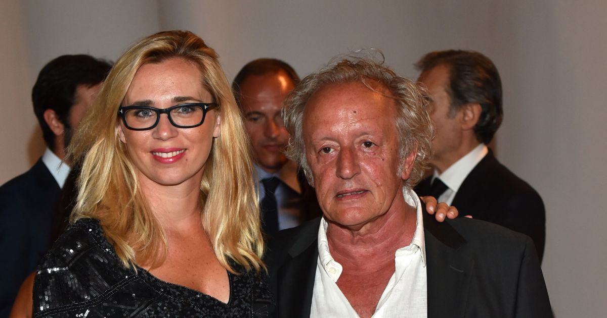 Didier Barbelivien Et Anais En Couple Didier Barbelivien et sa femme Laure Barbelivien lors du traditionnel
