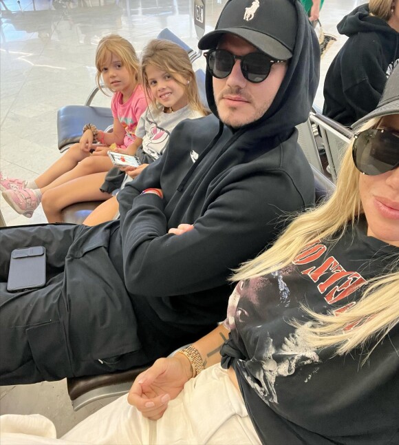 Mauro Icardi et Wanda Nara sont partis en famille à Ibiza.