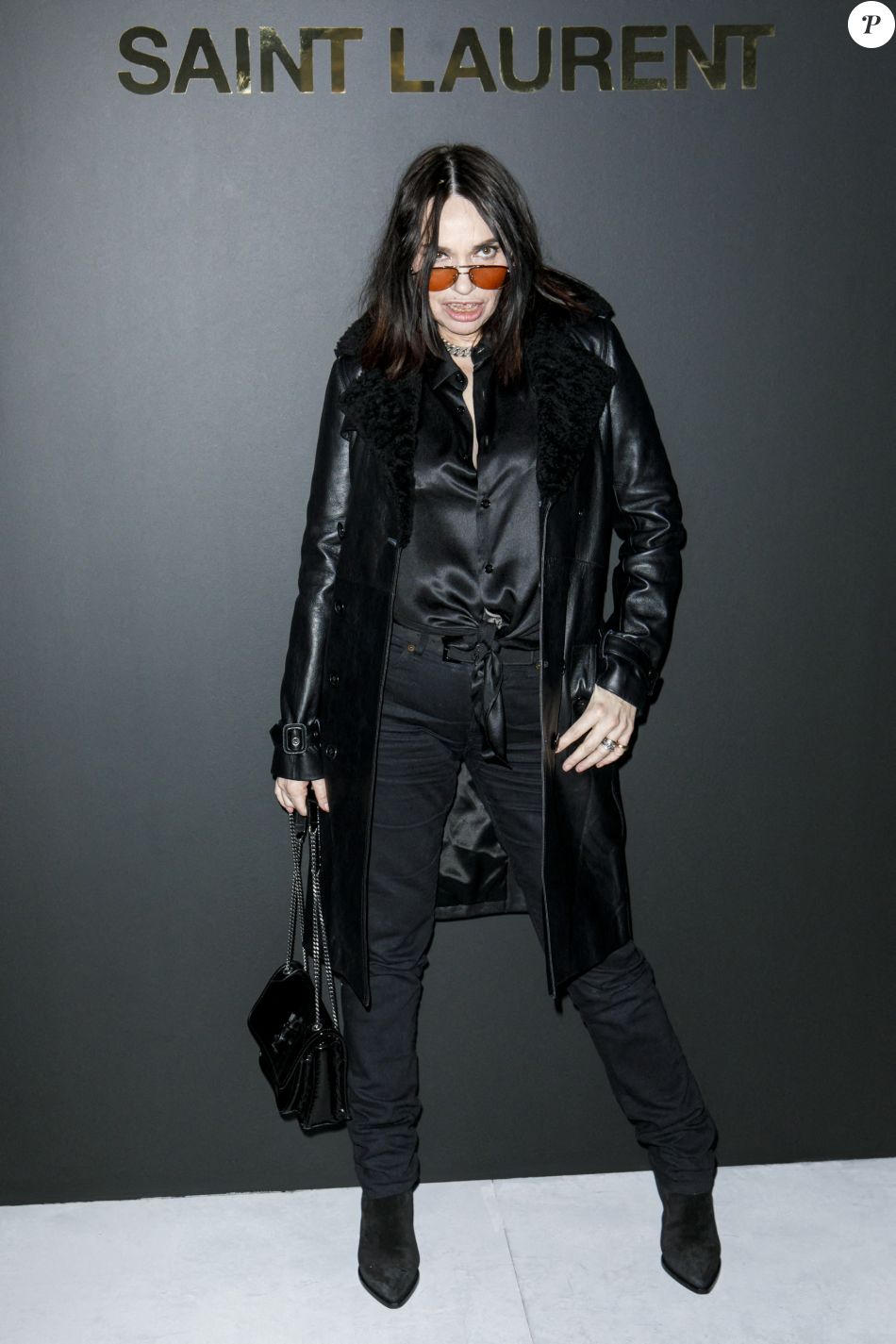 Béatrice Dalle - Photocall du défilé Saint Laurent collection Printemps