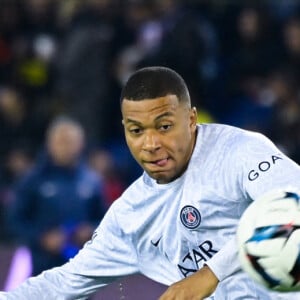 Kylian MBAPPE ( 7 - PSG ) - - Match de Ligue 1 Uber Eats "PSG -OM" (1-0) au Parc des Princes à Paris le 16 octobre 2022.