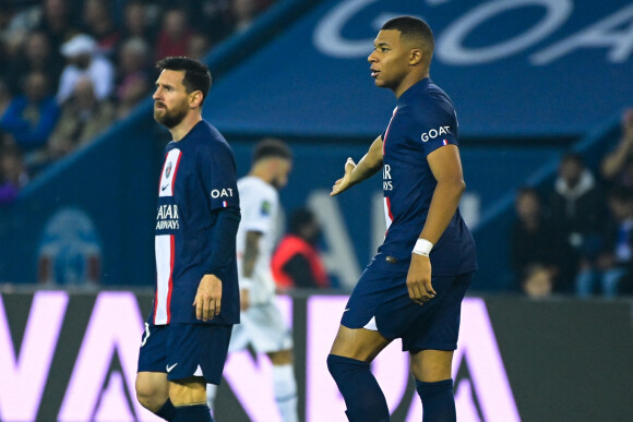 Kylian Mbappé - Lionel Leo Messi ( 30 - PSG ) - - Match de Ligue 1 Uber Eats "PSG -OM" (1-0) au Parc des Princes à Paris le 16 octobre 2022.