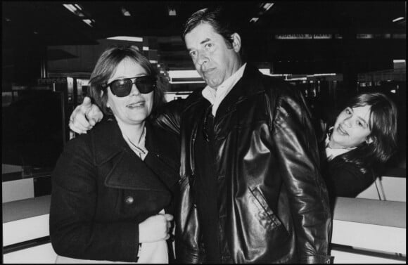 Annie Girardot à Paris en 1980 avec sa fille Giulia